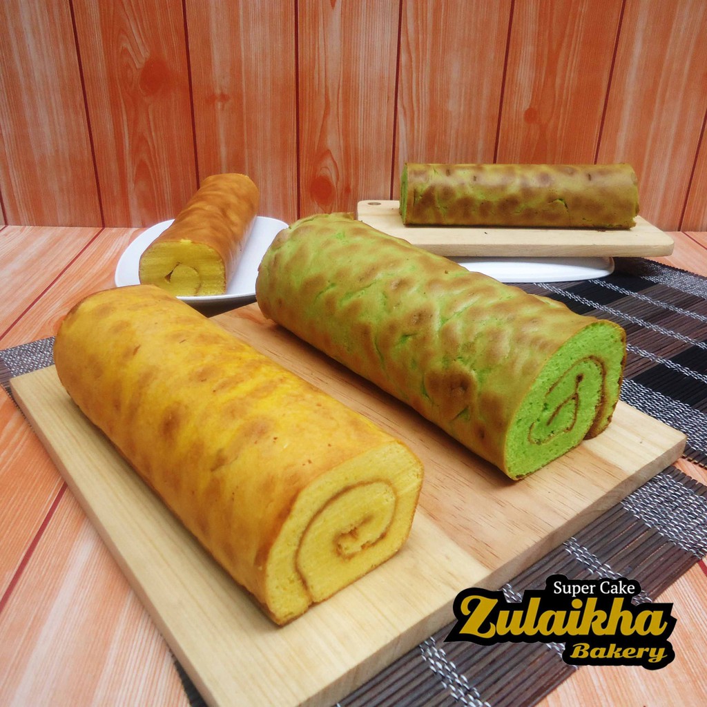 Roll cake nanas jumbo/roll nanas/bolu gulung bangka jumbo