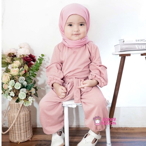 One Set Anak Perempuan Alika Series Newborn 0 Bulan - 5 Tahun