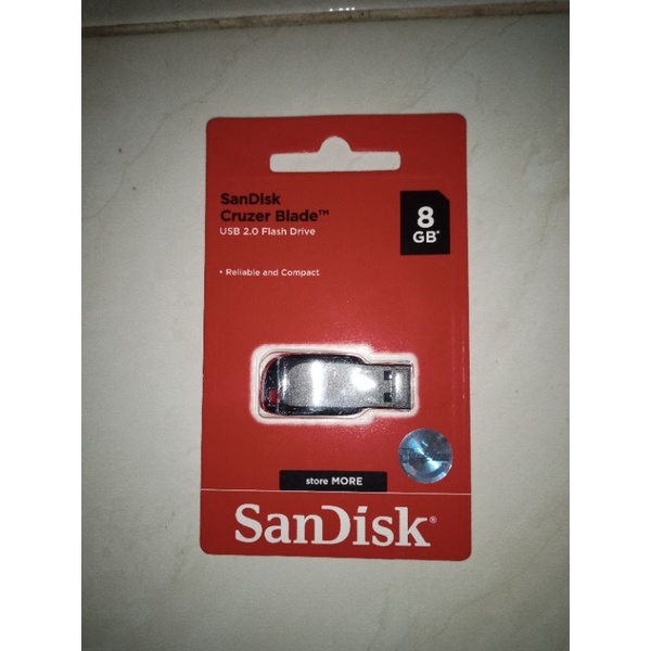 flashdisk sandisk 8GB.