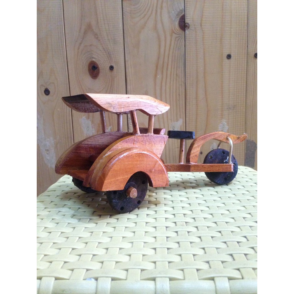 Miniatur / Souvenir Becak Kayu Besar