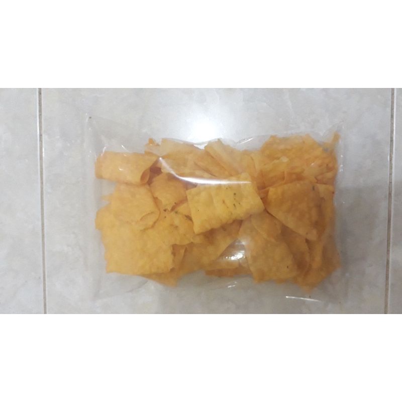 

Kue Bawang / Keripik Bawang / Kerupuk Bawang / Kerupuk Pangsit 250 gram