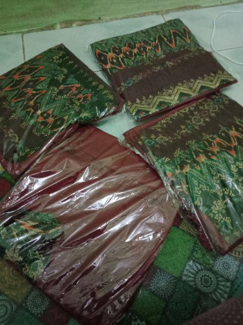 Soegiharto Batik Couple Fashion Batik Fashion Priawanita Couple Batik Zumaira Etnic Mawar