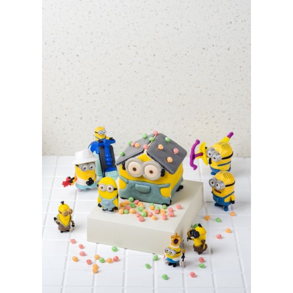 

Minions house activity