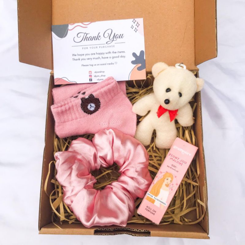 GIFTBOX MINI SCRUNCHIE / MINI HAMPERS / KADO NATAL / GRADUATION / MINI GIFT BOX SCRUNCHIE KAOS KAKI PARFUM GEAMOREE