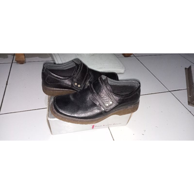 sepatu kulit pria pantofel Buccheri
