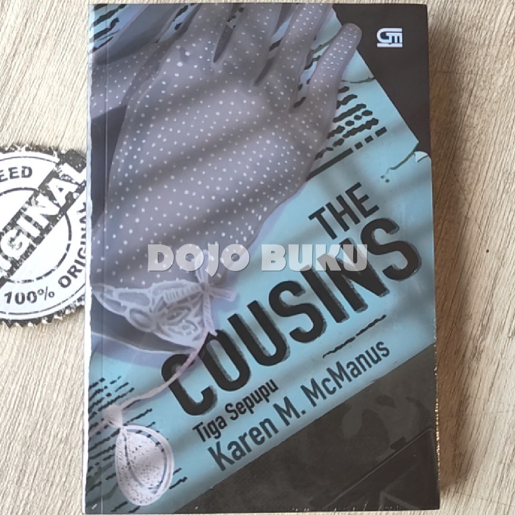 Tiga Sepupu (The Cousins) by Karen M. McManus