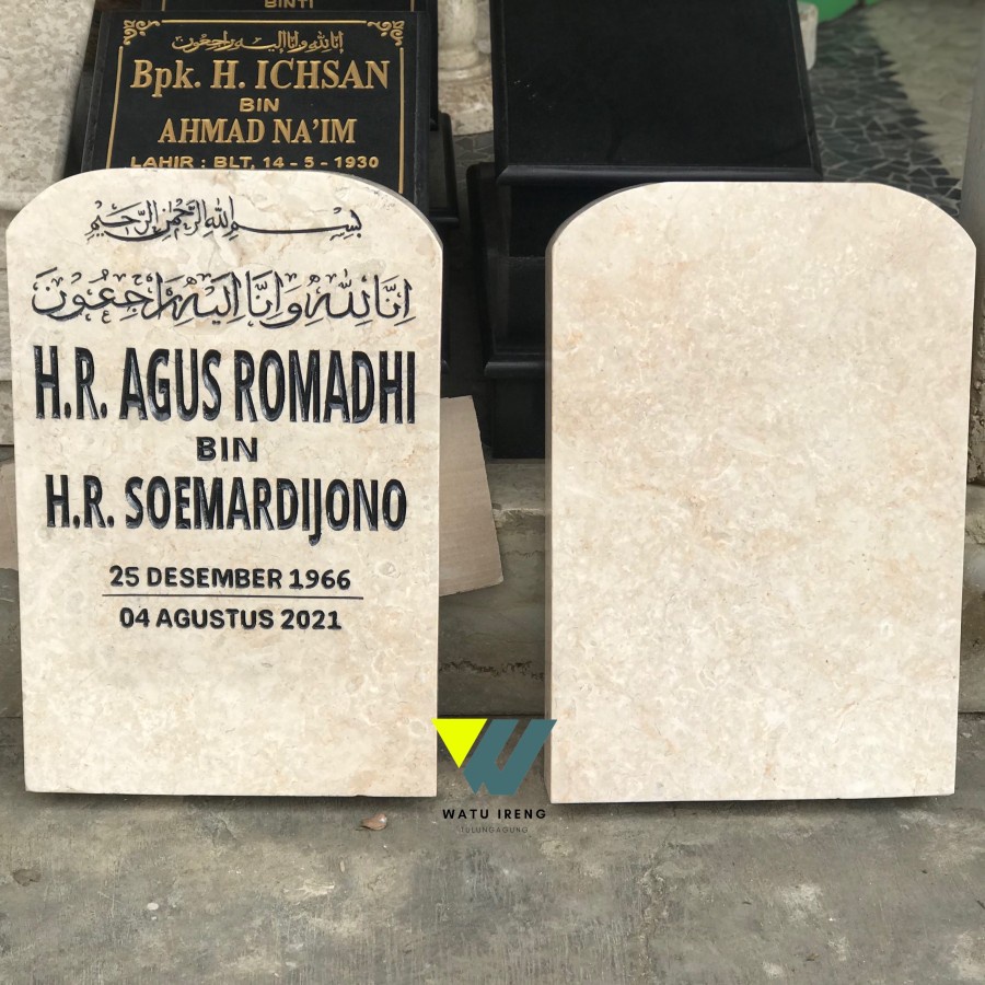 Patok makam nisan marmer