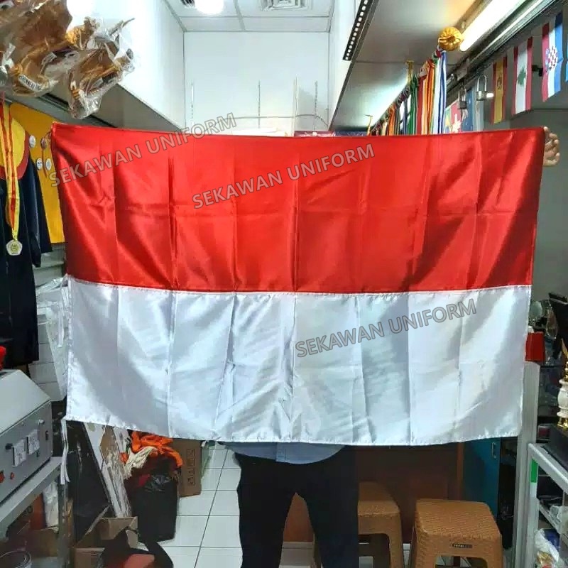 Bendera Merah Putih Jalan Raya 90 cm x 120 cm Bendera Merah Putih