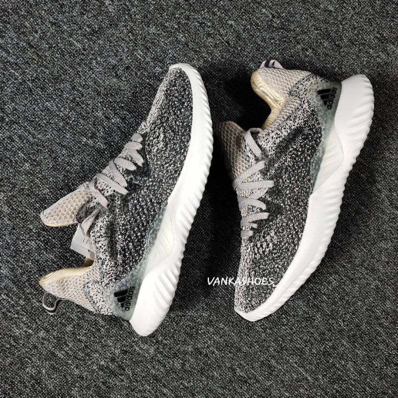 Adidas alphabounce hot sale beyond oreo