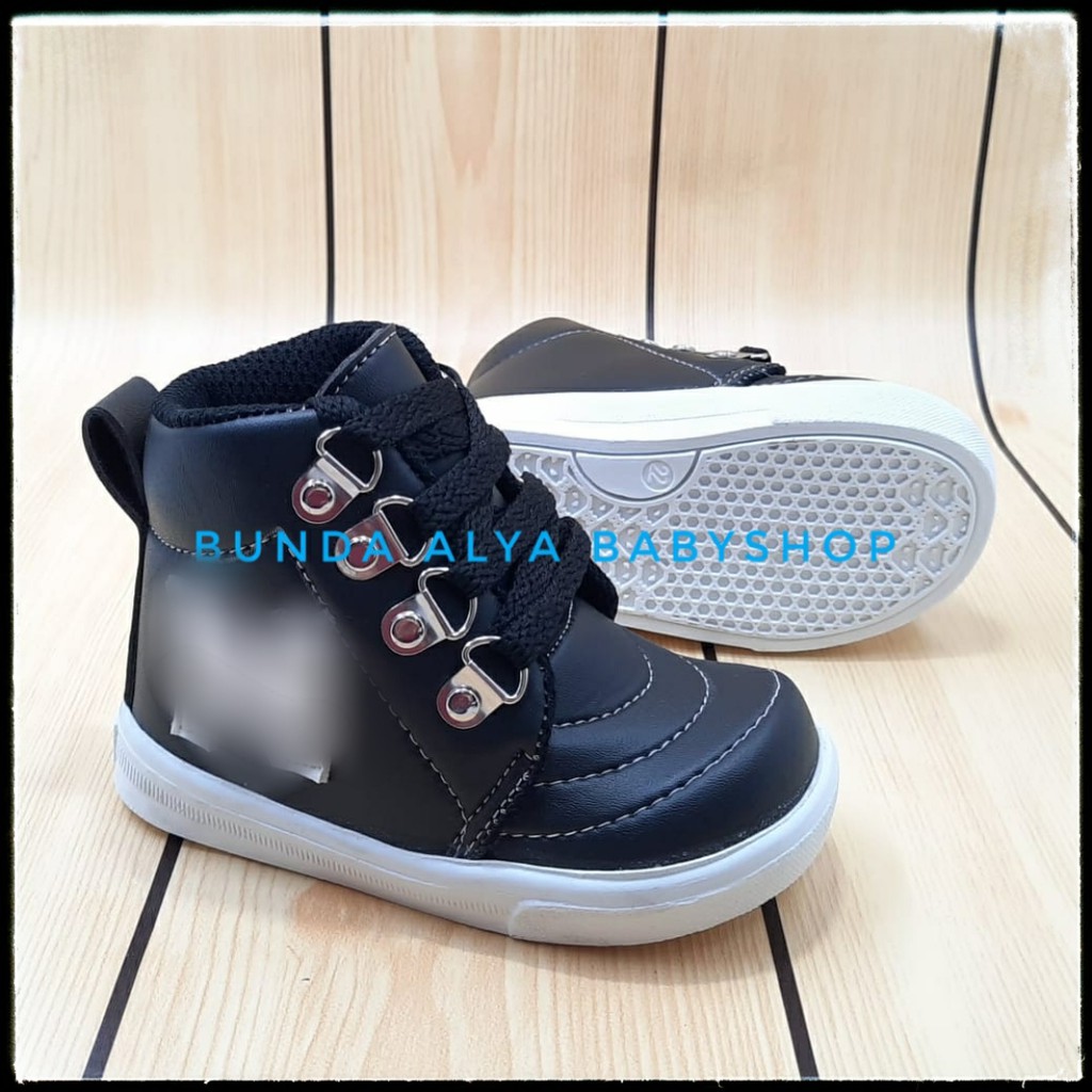 Sepatu Anak Laki Boots Umur 1 5 6 7 Tahun HITAM Alas Karet Sepatu Boots Anak Cowok AntiLicin Size 22 30 - 34 - 35