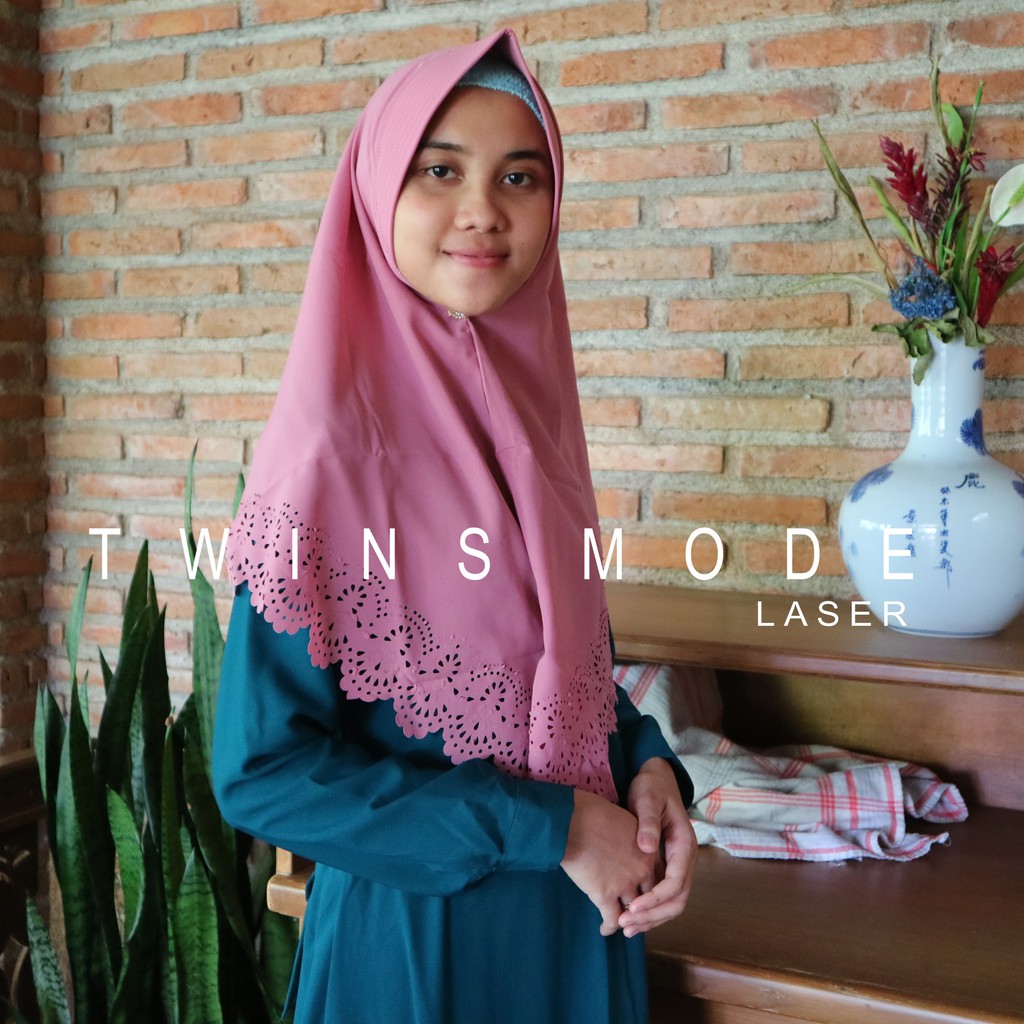 PROMO Jilbab Instan Siria Series 1Slup Crepe High PROMO Jilbab Instan Siria Series 1Slup Crepe High