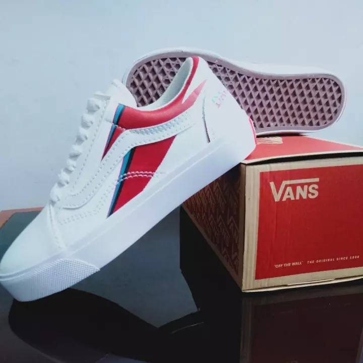 SEPATU SNEAKERS VANS DAVID BOWIE PREMIUM HITAM SNEAKERS SEKOLAH UNISEK PRIA DAN WANITA FREE BOX