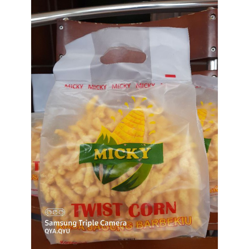 

MICKY TWISTCORN