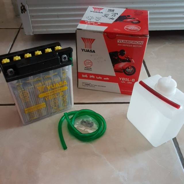 Aki Basah YUASA YB5L-B F1ZR Supra Mega pro Vega Jupiter MX135 Vespa Shogun Satria Kaze Accu 12V 5Ah