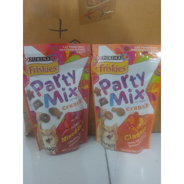 Friskies Party Mix Crunch 60 gr Cat Food Animal Makanan Kucing Hewan Binatang