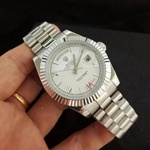 ROLEX DAY DATE ada hari
