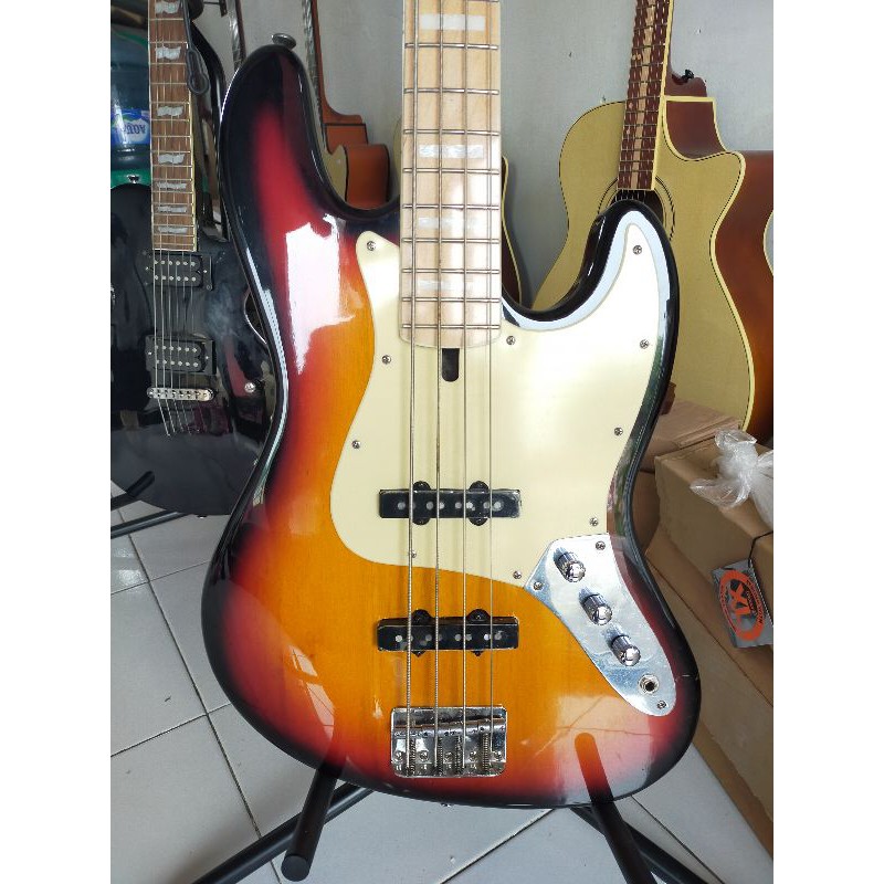 Gitar bass fender