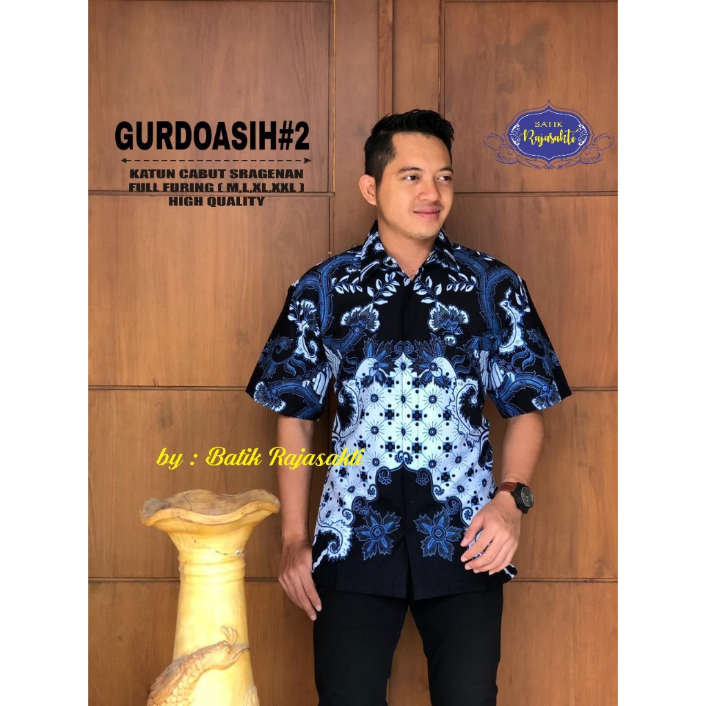 GURDOASIH 2 RAJASAKTI KEMEJA BATIK SOLO PRIA LENGAN PENDEK LAPIS FURING ATASAN BATIK PREMIUM MODERN KATUN HALUS BAHUWIRYA  BANAMITRA BANAMITRA PUTIH BANGSAWAN BAYU PUTRA BERLIAN BIRU BHARATAYUDA BIMASENA BIRENDRA BIRU INDAH BRAHMAKERTA BRAHMAKERTA MERAH