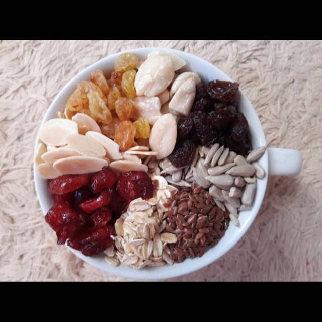 

HEALTHY GRANOLA MIXED B ( cranberry,almond,raisin,oat ) MAKANAN DIET MAKANAN SEHAT MAKANAN HITS