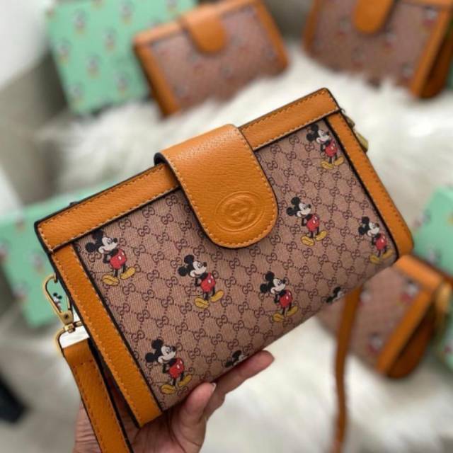 Gucci X Disney Wallet Strap Mickey Free Box