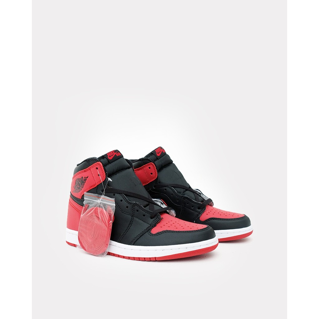 Nike Air Jordan 1 Banned - Black Bright Red