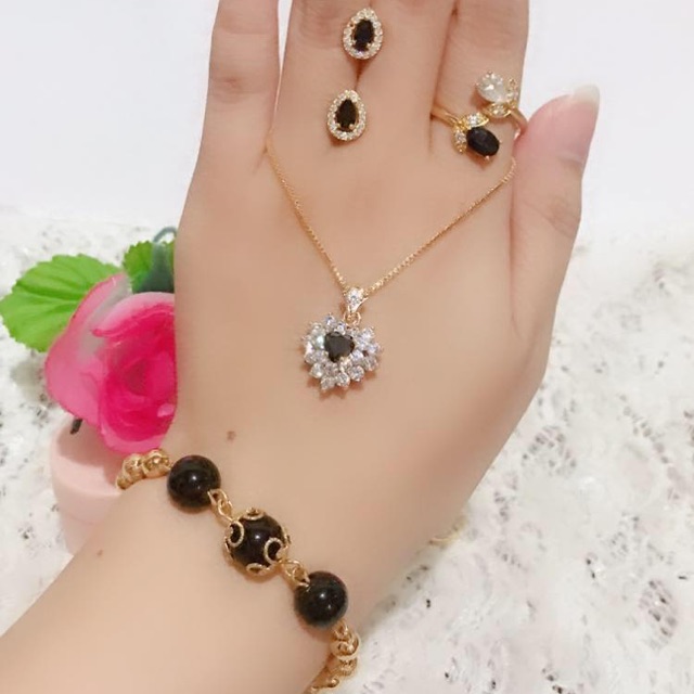 set giok permata giok hitam gelang giok asli 88