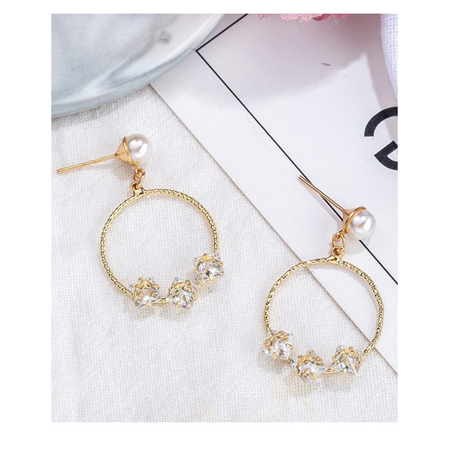 LRC Anting Tusuk Fashion Small Round Pearl Geometric Crystal Earrings F5451X