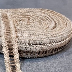 

Pita Goni / Burlap / Jute lebar 2 cm