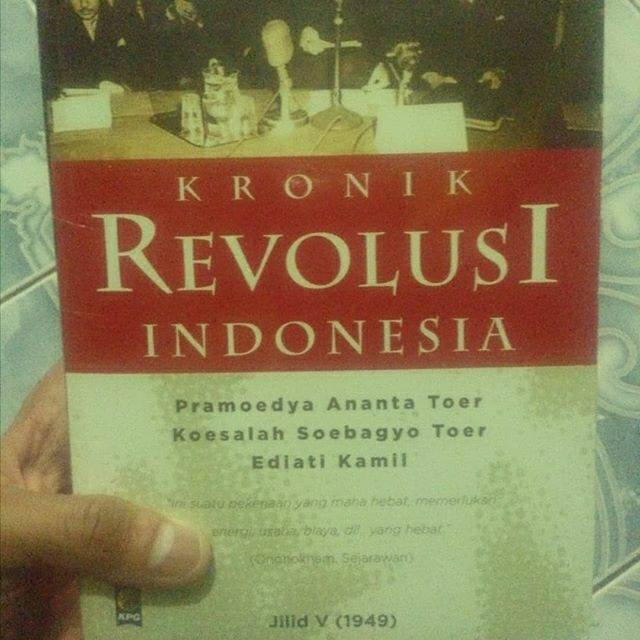 Original Kronik Revolusi Indonesia Jilid V karya Pramoedya