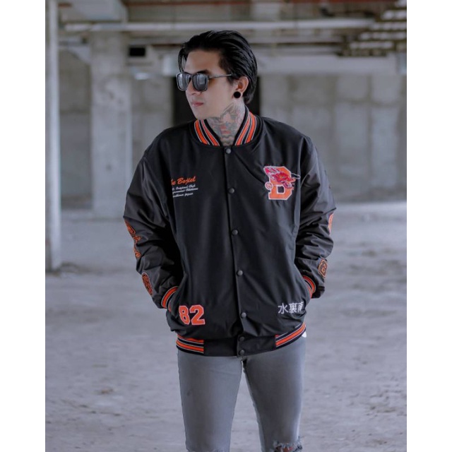 Jaket Baseball Varsity Pria Sport - Hustle Dragon 1982 Baseball - Korea Jacket Sporty