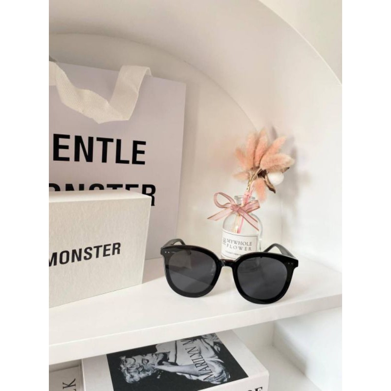 GENTLE MONSTER BLACK (SUNGLASSES) UNISEX
