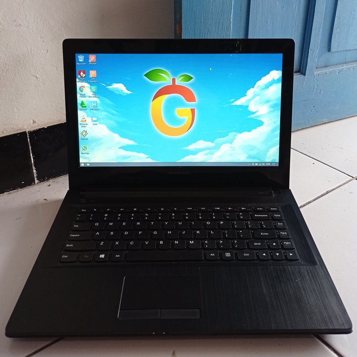 Lenovo G40-45 Hitam Slim Tipis 14 inch AMD A8 -6410 RAM 4GB Windows 10 Laptop Second