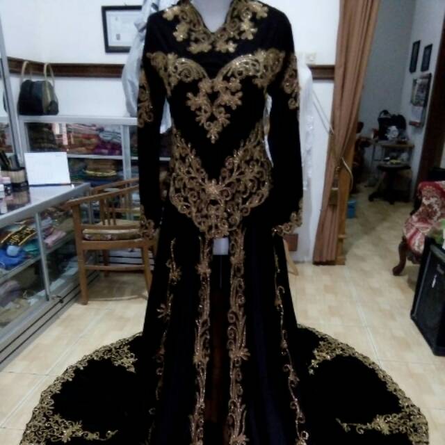 Preloved Kebaya Bludru