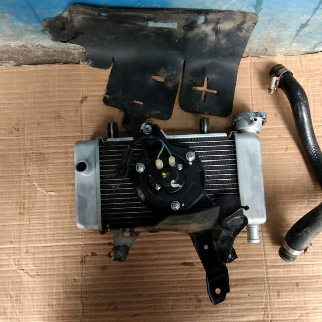 Radiator Sonic 150 R led original