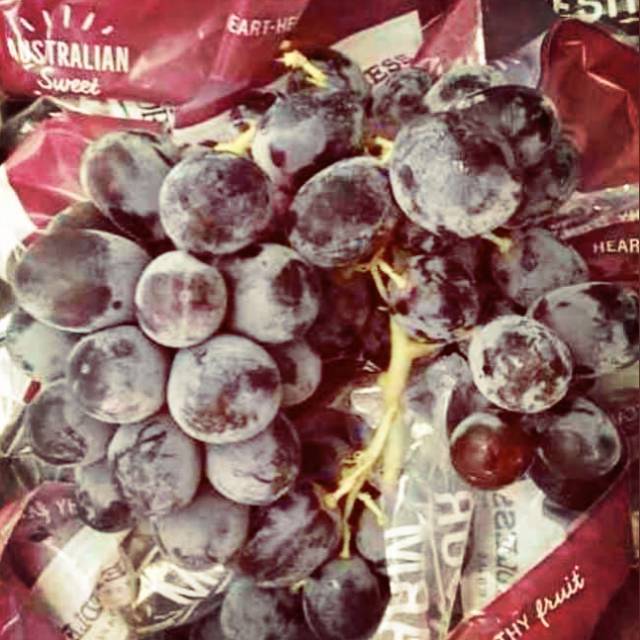 

Anggur hitam Adora 90 rb per kg