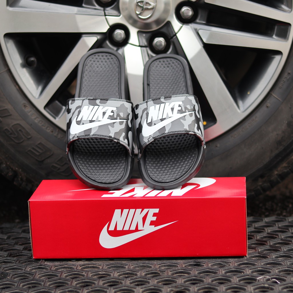 nike benassi camo