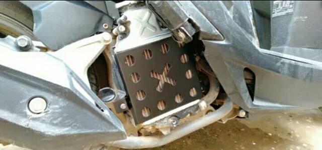 Tutup Cover radiator vario 125 &amp;150 New Custom Fiberglas