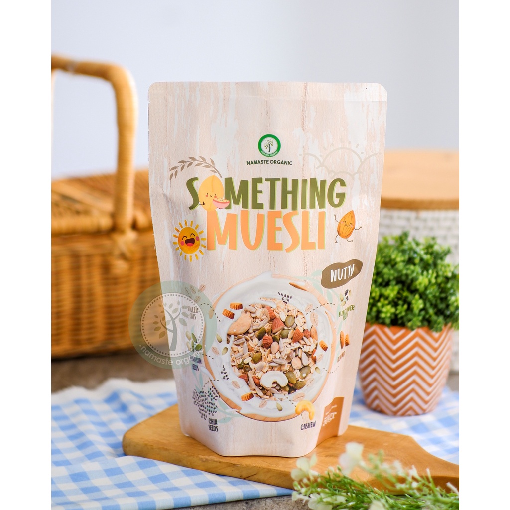 

p4yu SOMETHING MUESLI NUTTY GR
