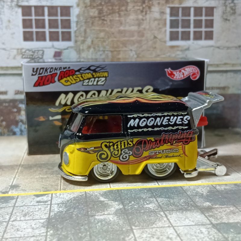 Hot Wheels Kool Kombi custom Mooneyes