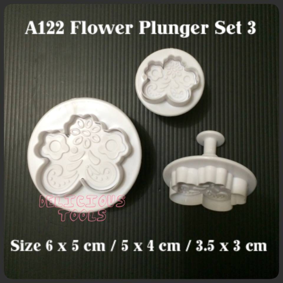 

PL051 Flower Plunger Set 3 cutter cookies fondant clay