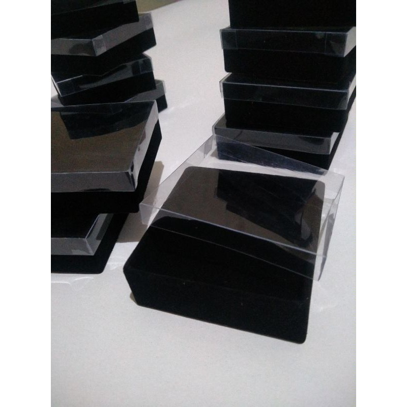 box bludru 5×5,6×6,7×7,dan 8×8 tempat  aksesoris perhiasan  gelang ,bros,dan kalung