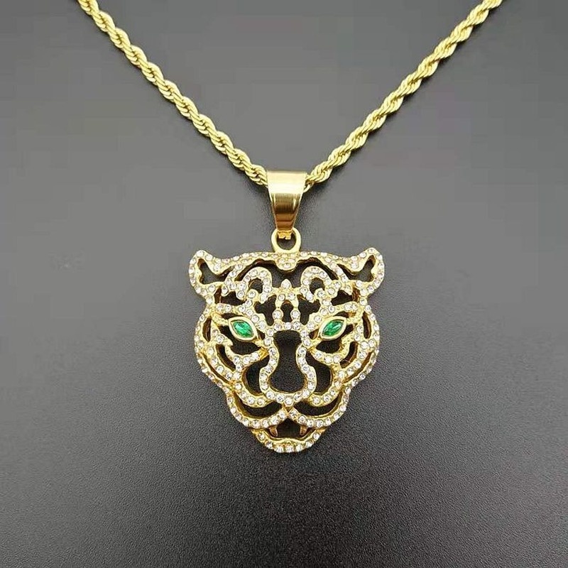 Kalung Liontin Kepala Harimau Bahan Stainless Steel 18K Zircon Emerald Gaya Vintage Hip Hop Untuk Pria