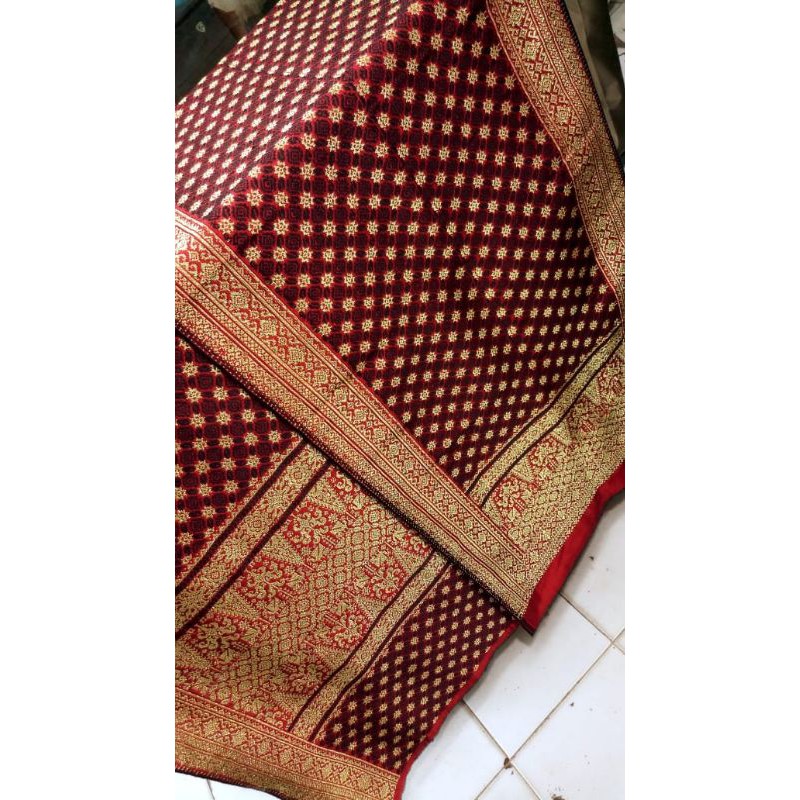 Songket Palembang asli sutra alam bunga inten Maroon bunga hitam kristal gold