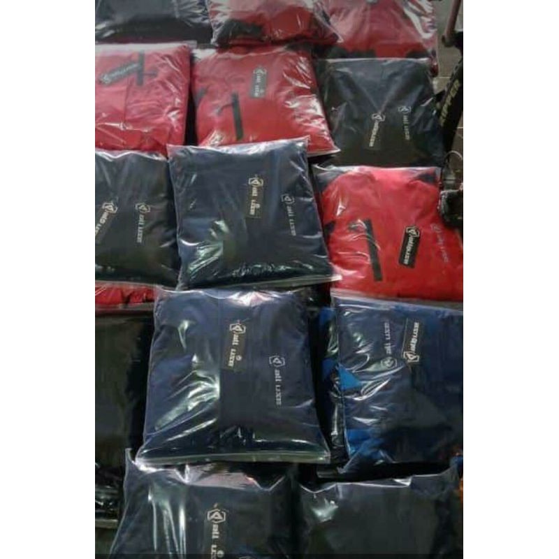 JAKET OUTDOOR JUMBO ALL USE ANTI AIR WATERPROOF JUMBO XXXL-XXXXXL JAKET GUNUNG PRIA ORIGINAL