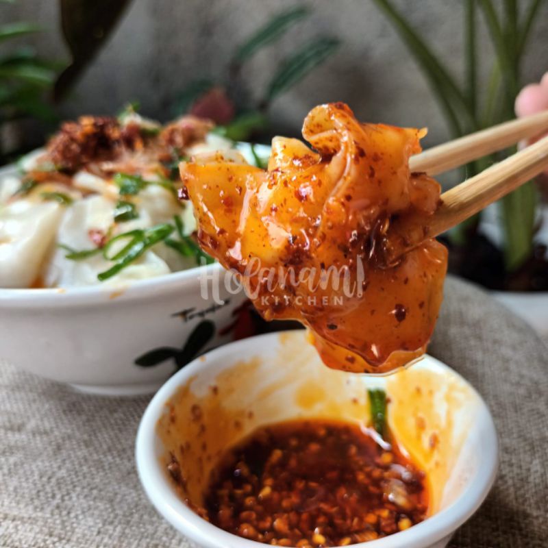 

Pangsit Ayam Chili Oil by Holanami
