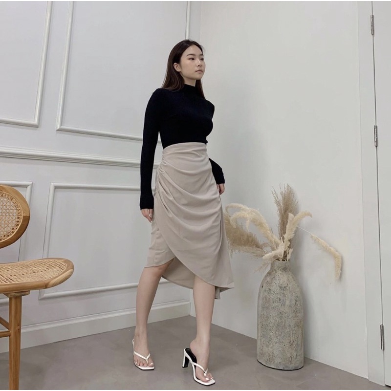 VIONA ASYMMETRIC SKIRT KOREA - ROK CASUAL