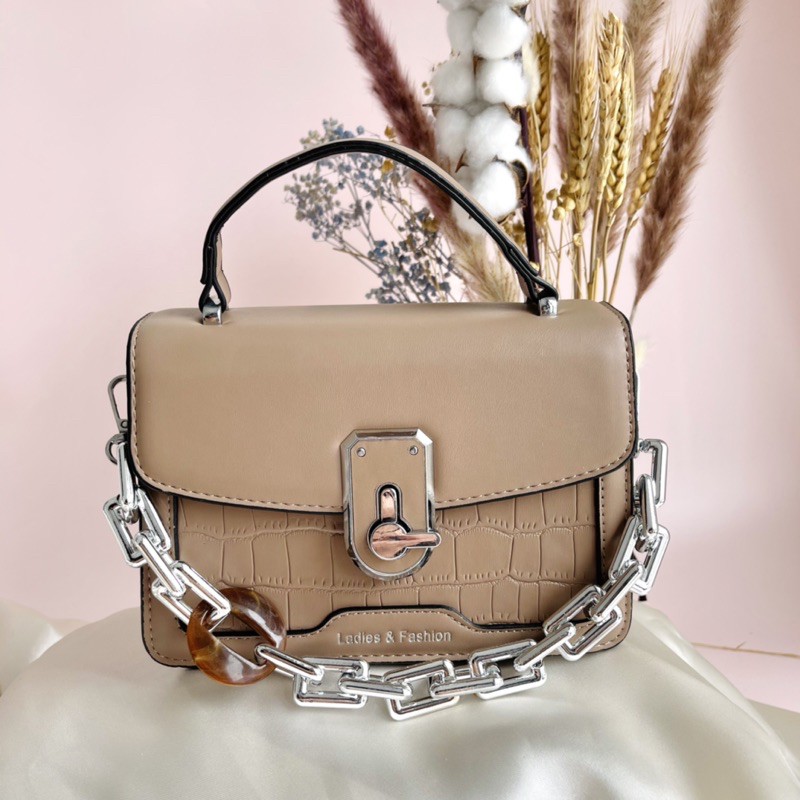 ✨✨FREE 2 TALI PANJANG✨✨ TAS WANITA CEWEK BAG SELEMPANG HANDBAG IMPORT KONDANGAN FASHION LB- 132
