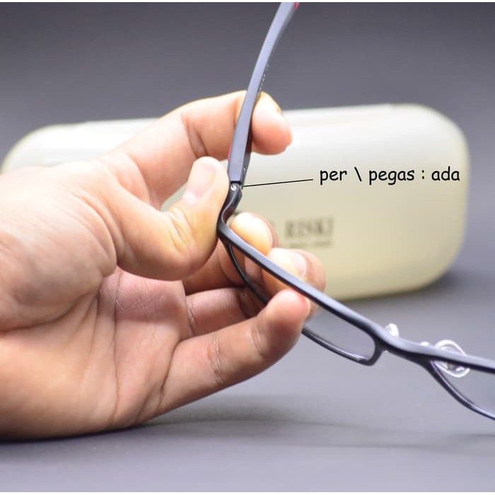 Ready               frame kacamata | kacamata minus | frame ducati pria titanium