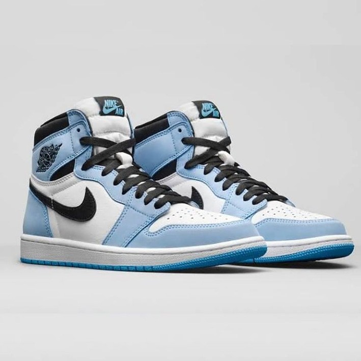 Nike Air Jordan 1 OG "University Blue"