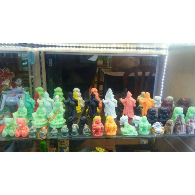 Patung  dewa dewi / kwan kong